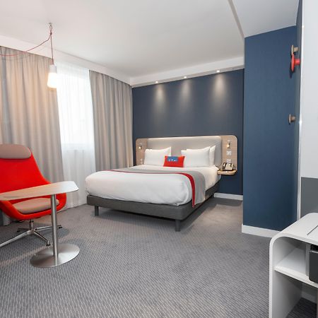 Holiday Inn Express Paris - Velizy By Ihg Exteriér fotografie