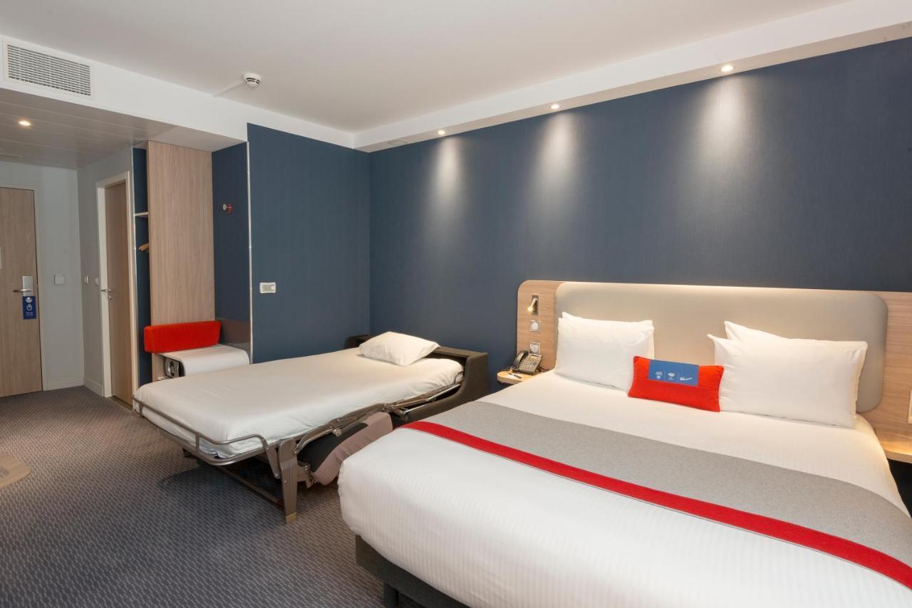 Holiday Inn Express Paris - Velizy By Ihg Exteriér fotografie