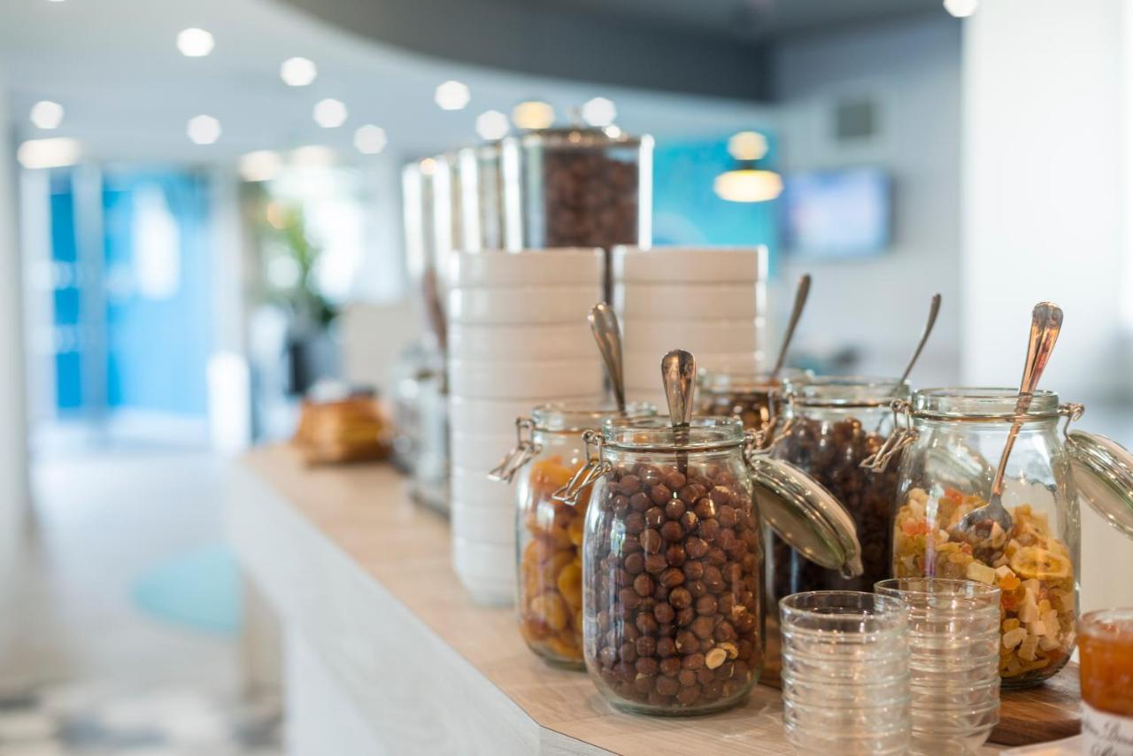 Holiday Inn Express Paris - Velizy By Ihg Exteriér fotografie