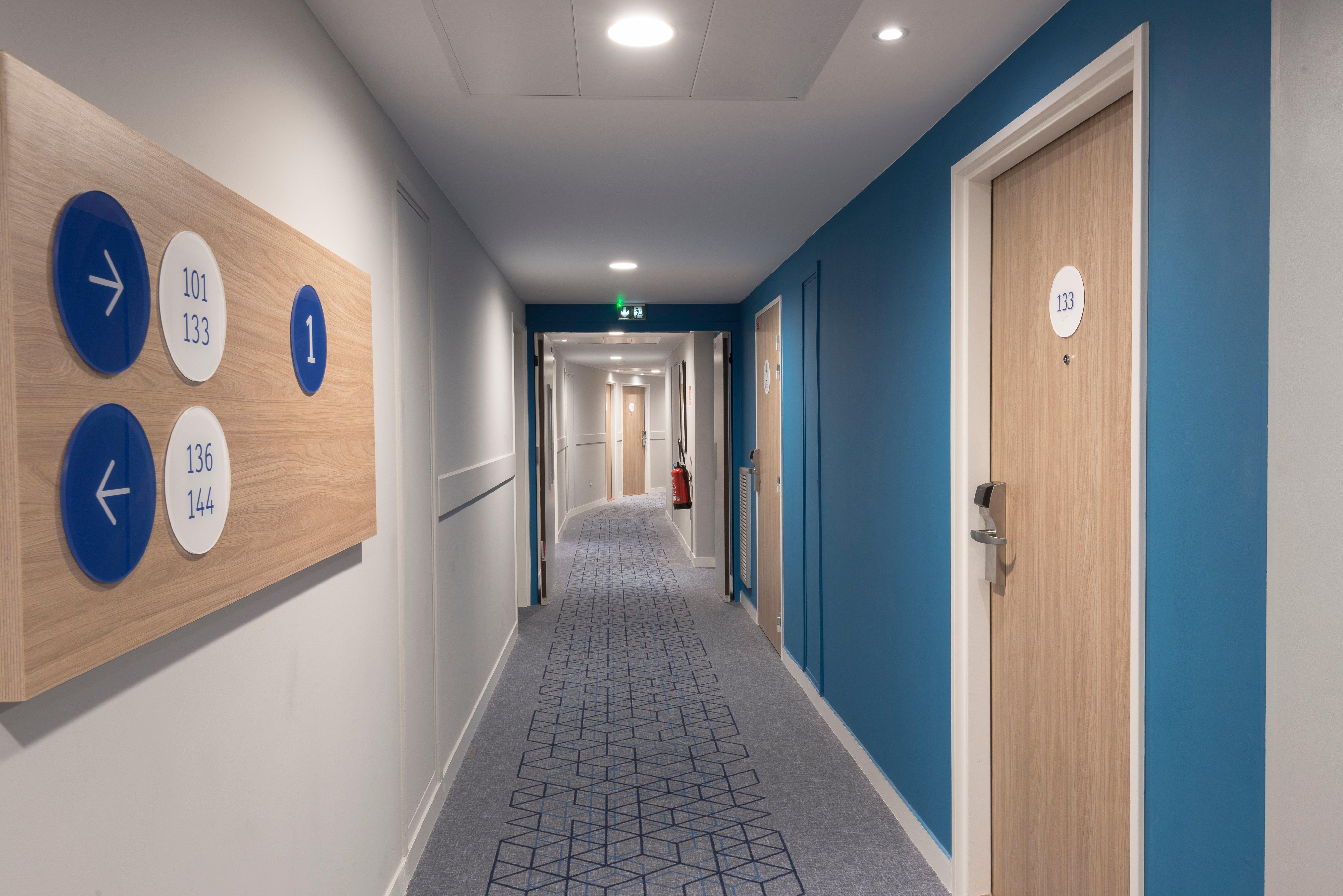 Holiday Inn Express Paris - Velizy By Ihg Exteriér fotografie