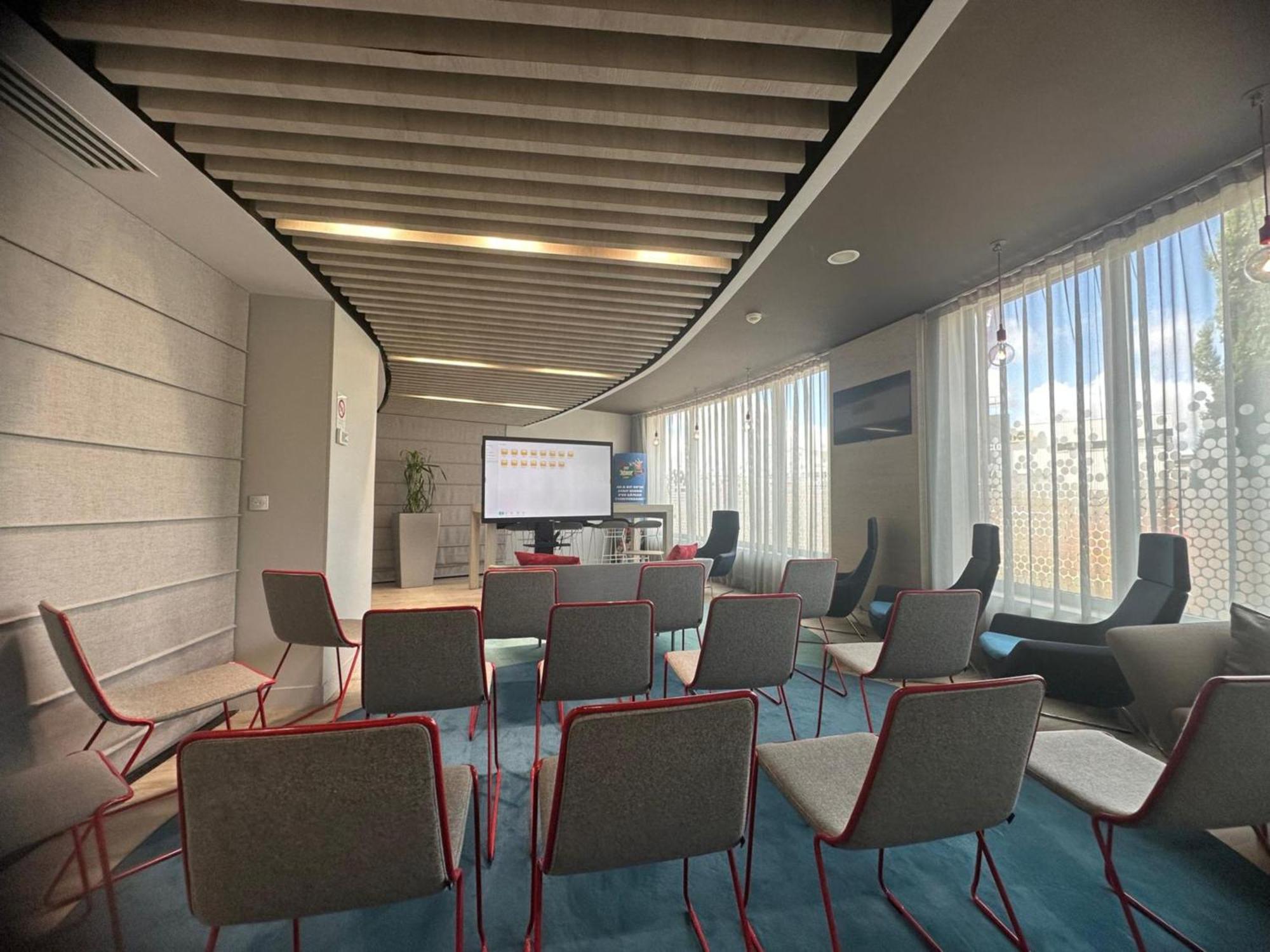 Holiday Inn Express Paris - Velizy By Ihg Exteriér fotografie